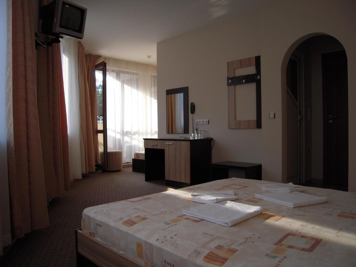 Hotel Eos Китен Номер фото